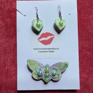 Green dream pin set faux leather